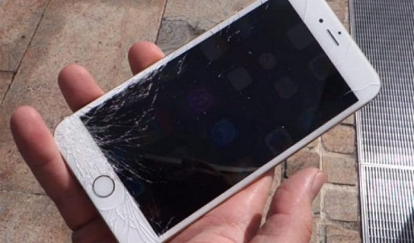 Nguyên nhân vỡ mặt kính iPhone 7 Plus